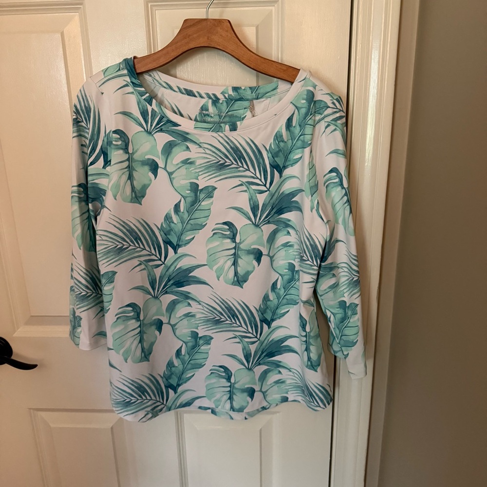 Tommy Bahama White Top with Teal Palm Print
